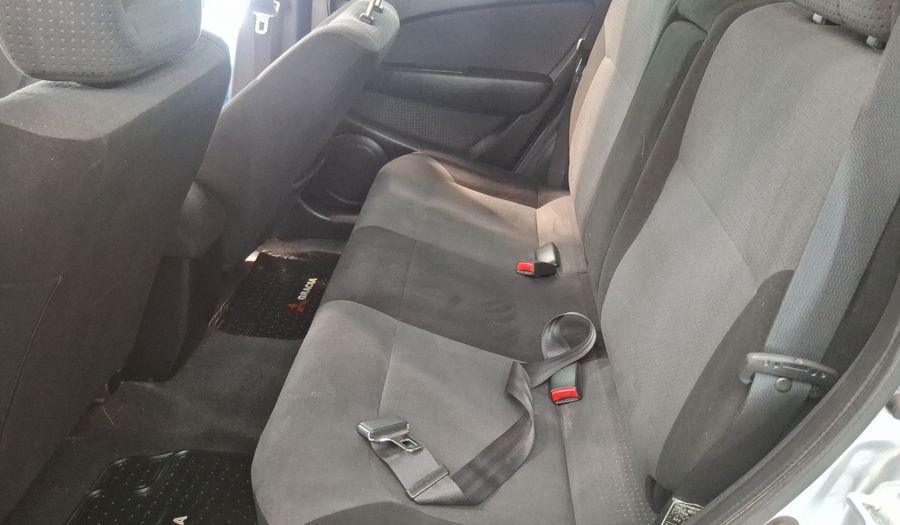 Mitsubishi Outlander 2.4 K2 GL AUTO Suv 2010