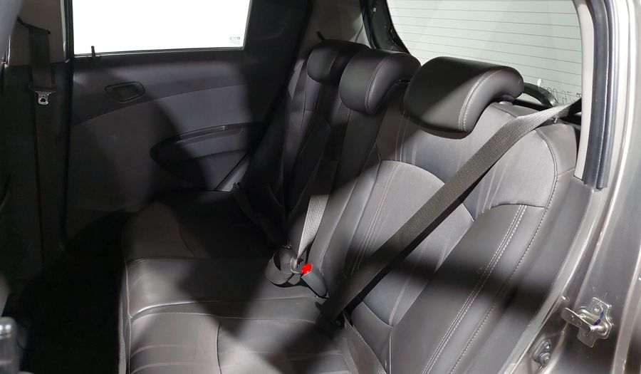 Chevrolet Spark 1.4 LTZ C MT Hatchback 2017