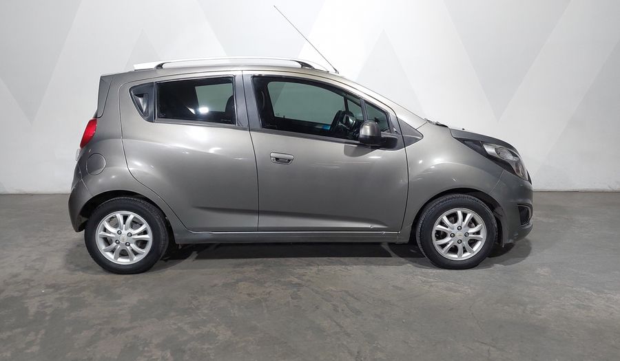 Chevrolet Spark 1.4 LTZ C MT Hatchback 2017