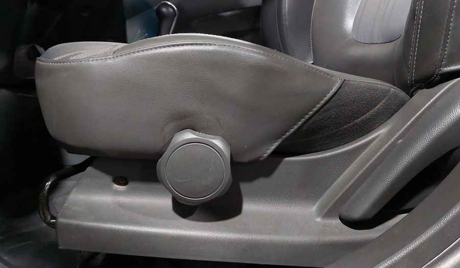 Chevrolet Spark 1.4 LTZ C MT Hatchback 2017