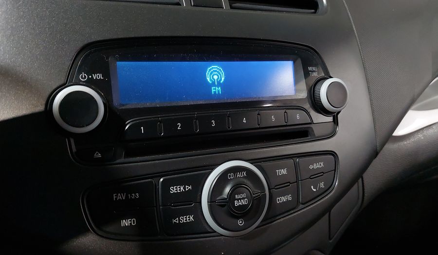 Chevrolet Spark 1.4 LTZ C MT Hatchback 2017