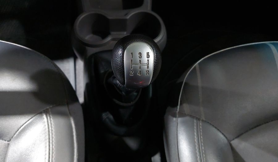 Chevrolet Spark 1.4 LTZ C MT Hatchback 2017