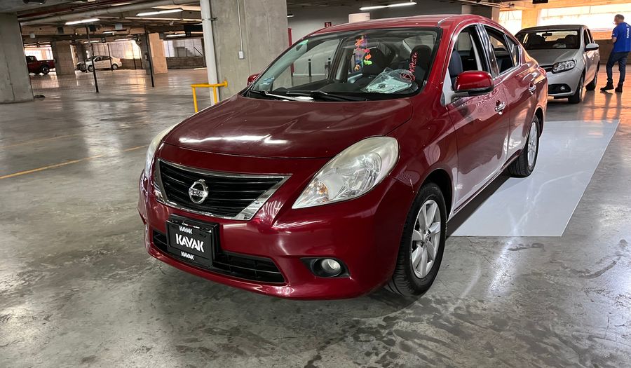 Nissan Versa 1.6 ADVANCE TA AC Sedan 2014