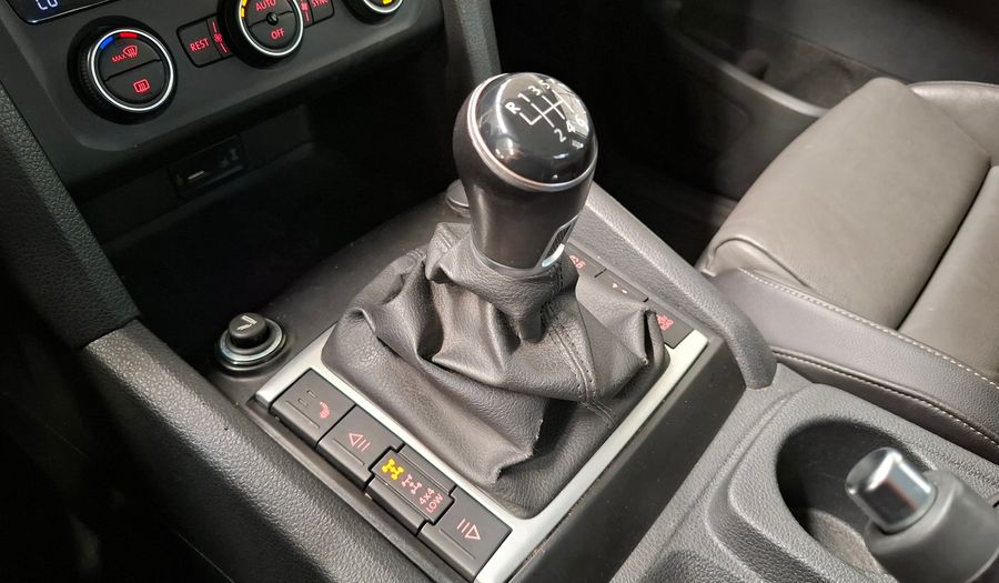 Volkswagen Amarok 2.0 TDI 180CV HIGHLINE 4WD Pickup 2019