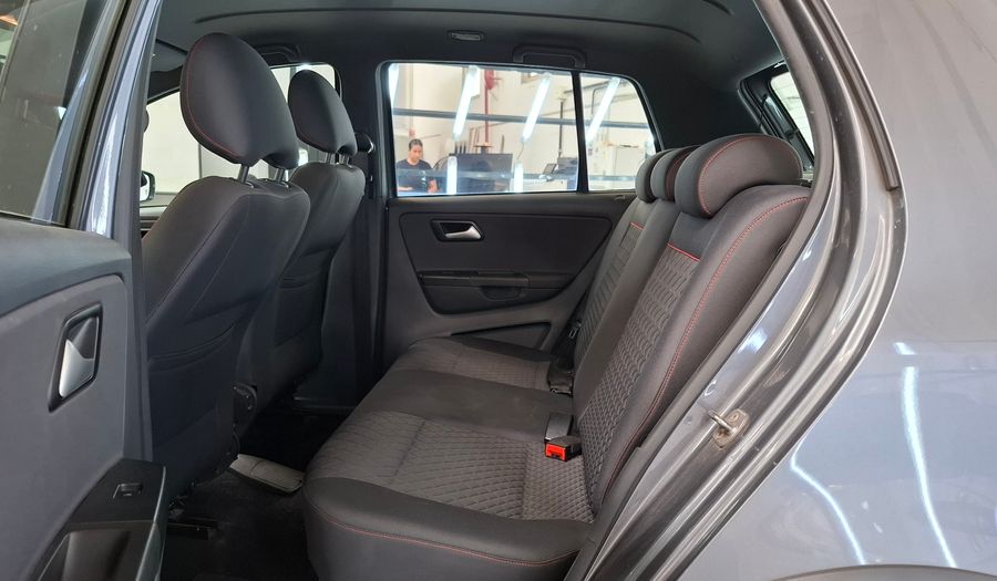 Volkswagen Crossfox 1.6 16V CROSSFOX HIGHLINE Hatchback 2016