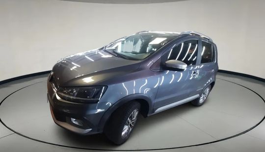 Volkswagen • CrossFox