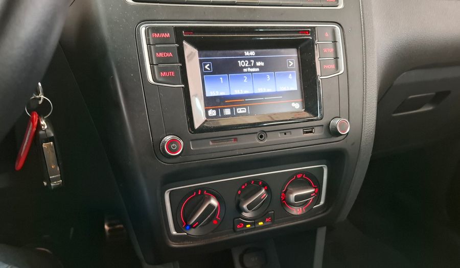 Volkswagen Crossfox 1.6 16V CROSSFOX HIGHLINE Hatchback 2016