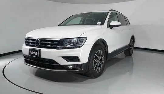 Volkswagen • Tiguan