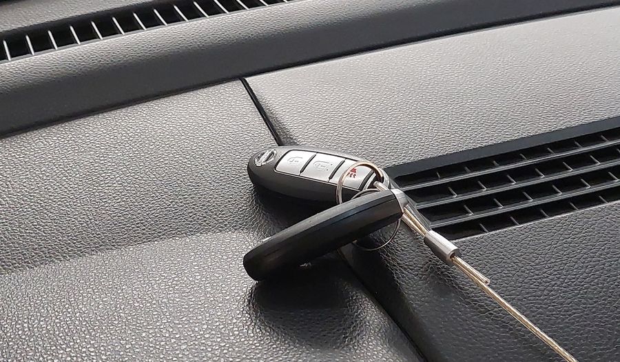 Nissan Tiida 1.8 FLEX SL AUTO Hatchback 2013