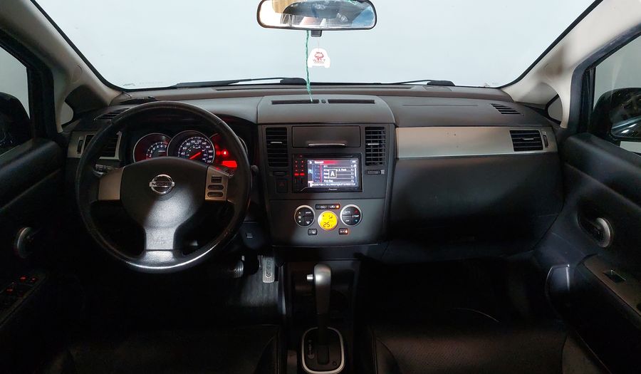 Nissan Tiida 1.8 FLEX SL AUTO Hatchback 2013