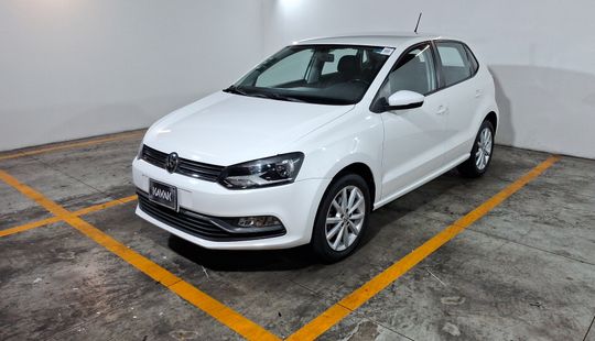 Volkswagen • Polo