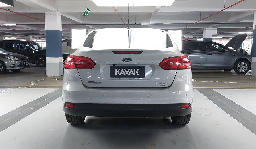 Ford Focus 2.0 SE PLUS SEDAN AT Sedan 2016