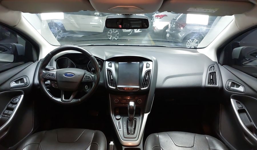 Ford Focus 2.0 SE PLUS SEDAN AT Sedan 2016