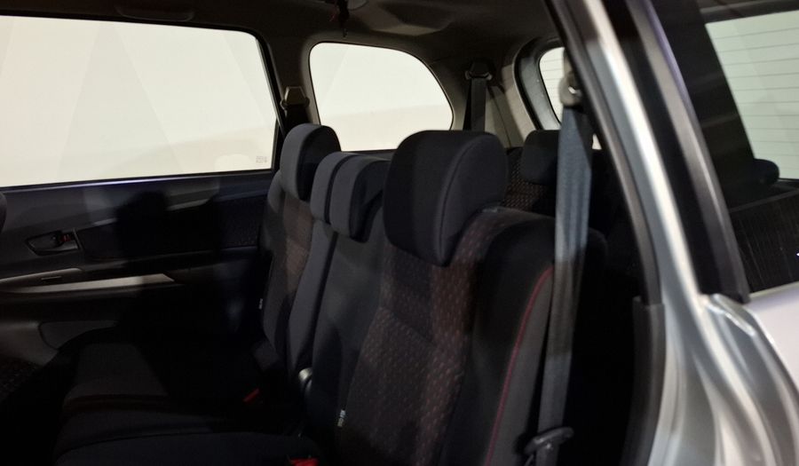 Toyota Avanza 1.5 LE Minivan 2021