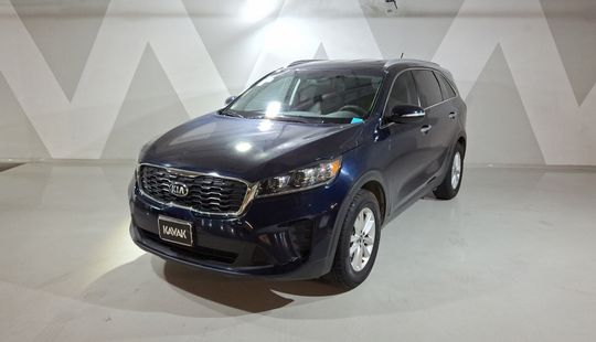 Kia • Sorento