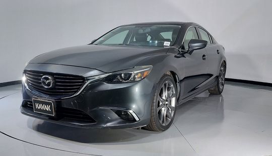 Mazda • Mazda 6