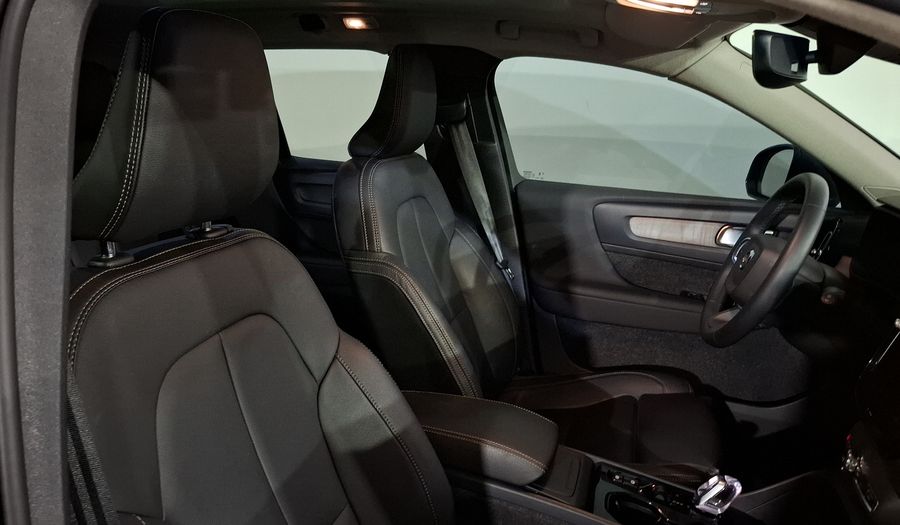 Volvo Xc40 2.0 B4 MHEV ULTIMATE AUTO Suv 2024