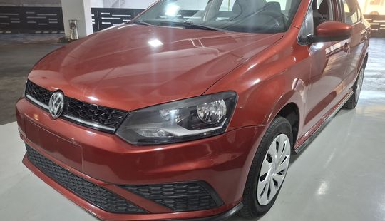 Volkswagen • Vento