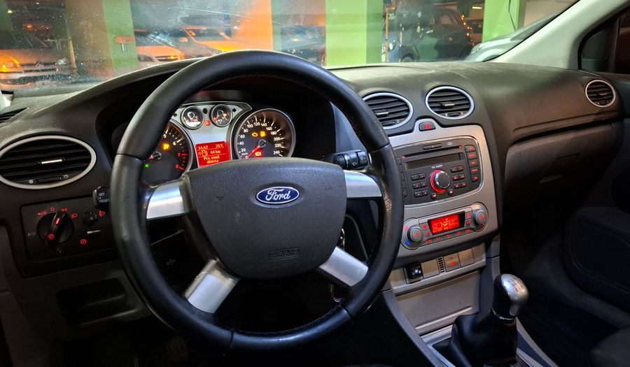 Ford Focus Ii 2.0 TREND PLUS Sedan 2011