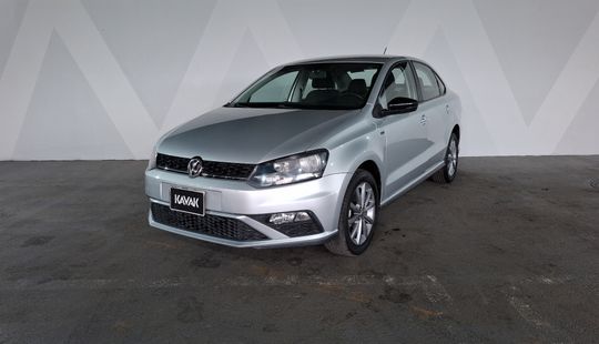 Volkswagen • Vento