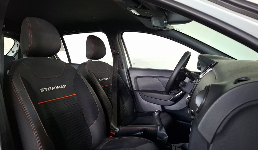 Renault Stepway 1.6 INTENS MT Hatchback 2023