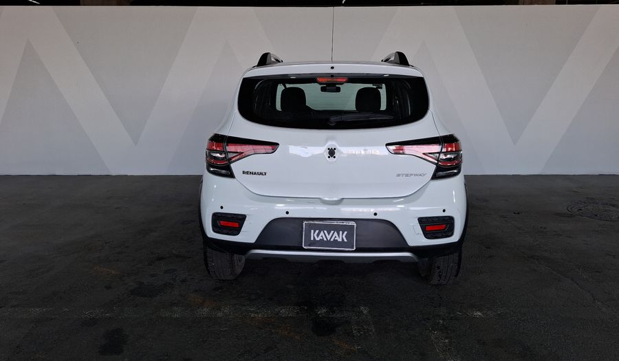 Renault Stepway 1.6 INTENS MT Hatchback 2023