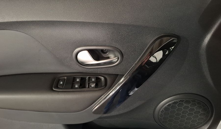 Renault Stepway 1.6 INTENS MT Hatchback 2023