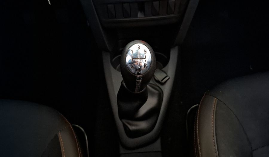 Renault Stepway 1.6 INTENS MT Hatchback 2023