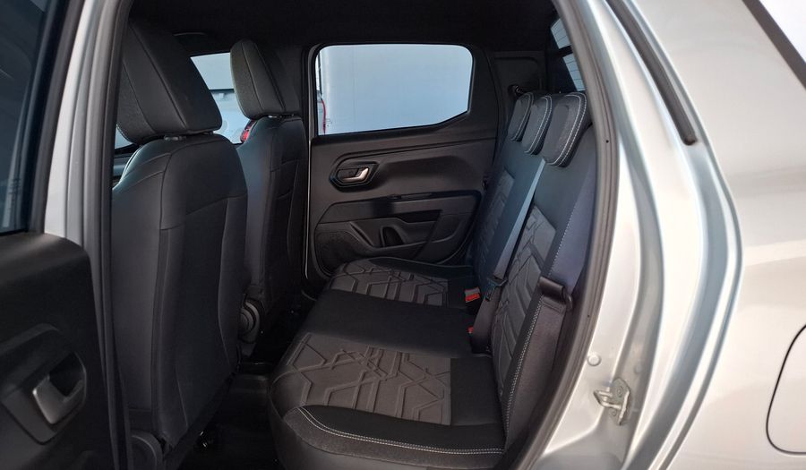 Fiat Strada 1.3 CABINA DOBLE VOLCANO CVT Pickup 2024