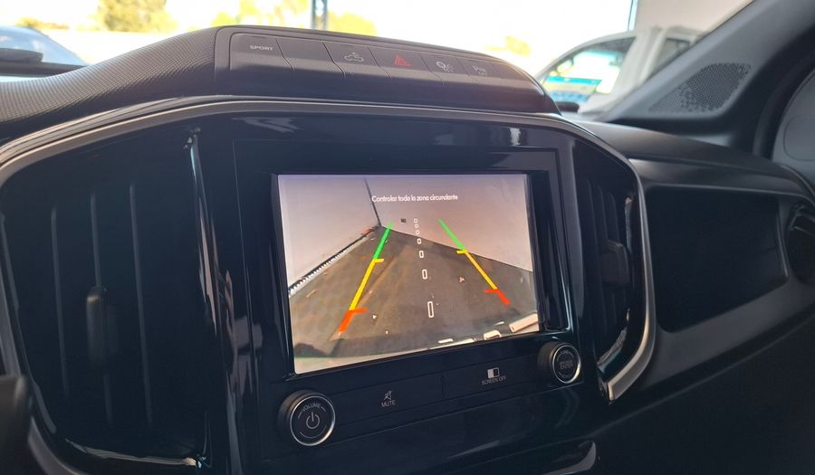 Fiat Strada 1.3 CABINA DOBLE VOLCANO CVT Pickup 2024