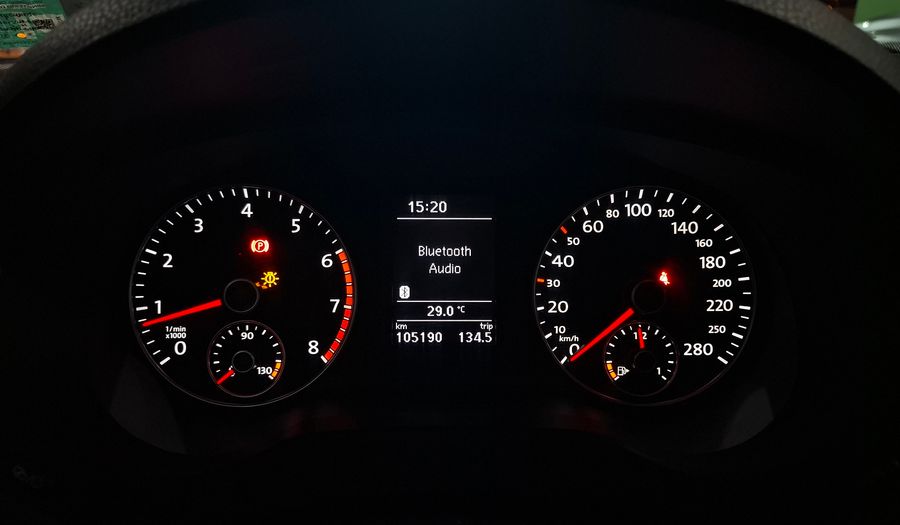 Volkswagen Vento 2.5 LUXURY MY15 Sedan 2014