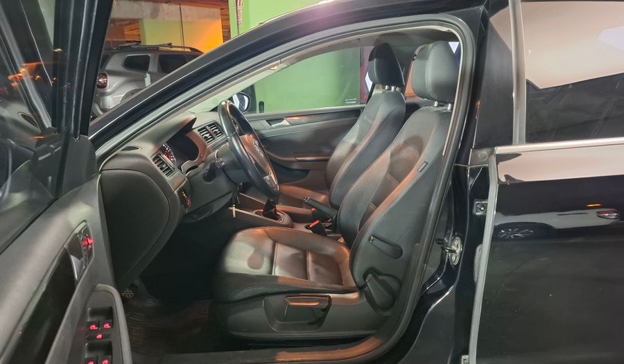 Volkswagen Vento 2.5 LUXURY MY15 Sedan 2014