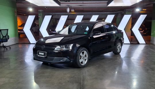 Volkswagen • Vento