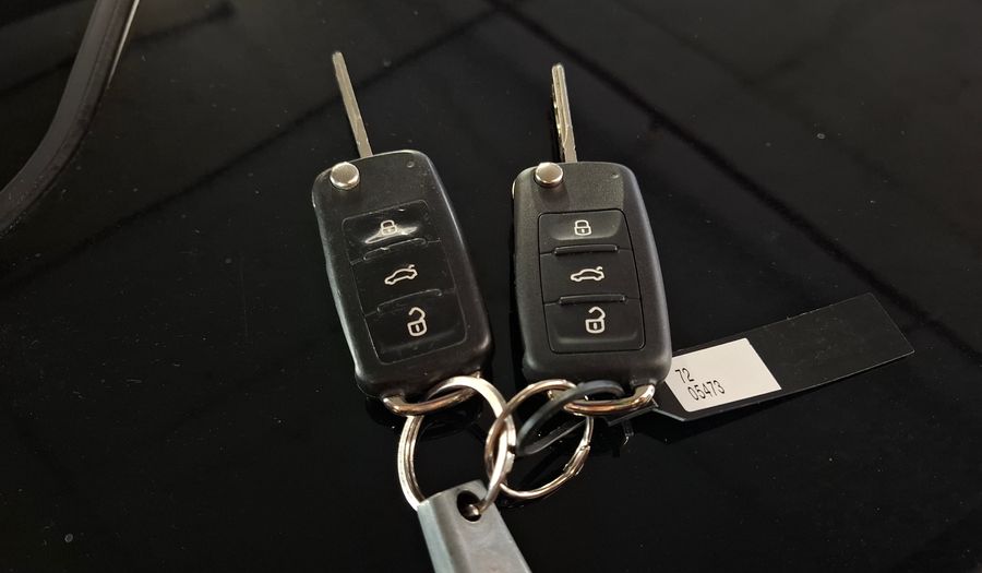 Volkswagen Vento 2.5 LUXURY MY15 Sedan 2014