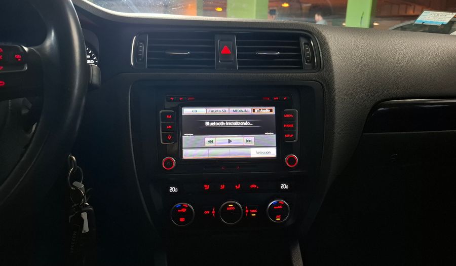 Volkswagen Vento 2.5 LUXURY MY15 Sedan 2014