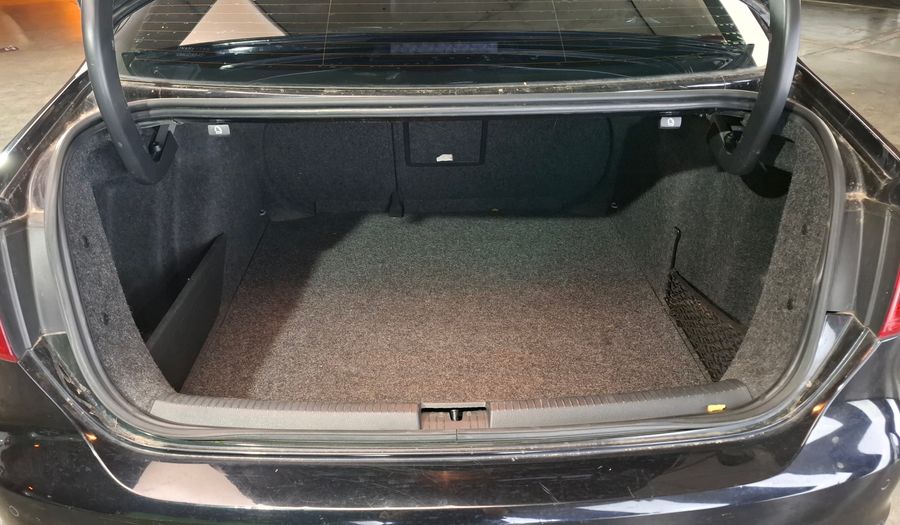 Volkswagen Vento 2.5 LUXURY MY15 Sedan 2014