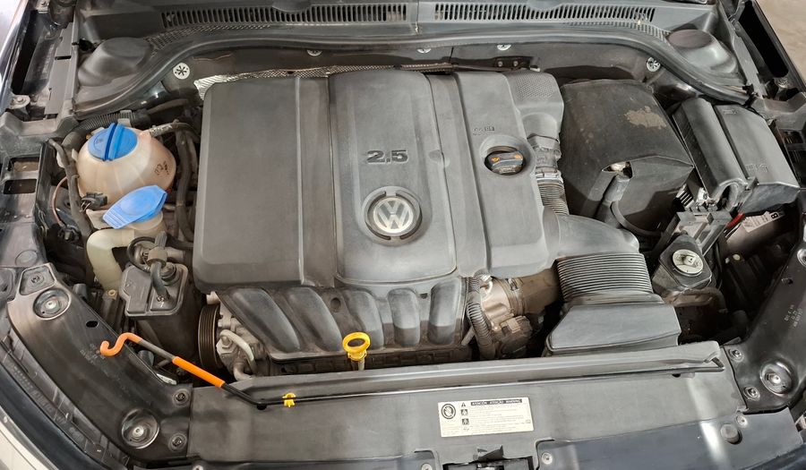 Volkswagen Vento 2.5 LUXURY MY15 Sedan 2014