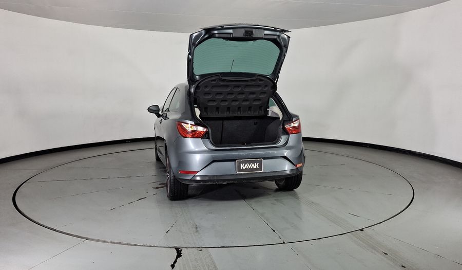 Seat Ibiza 1.6 STYLE MT FULL LINK Hatchback 2016