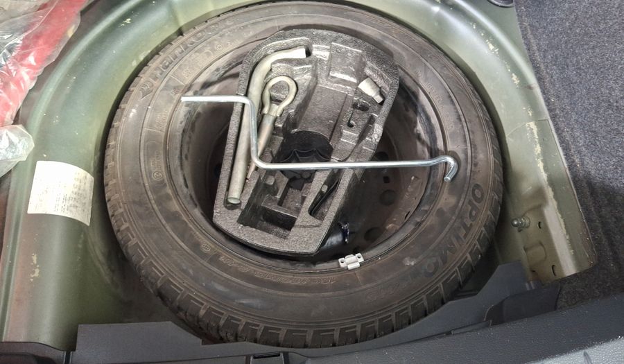 Seat Ibiza 1.6 STYLE MT FULL LINK Hatchback 2016