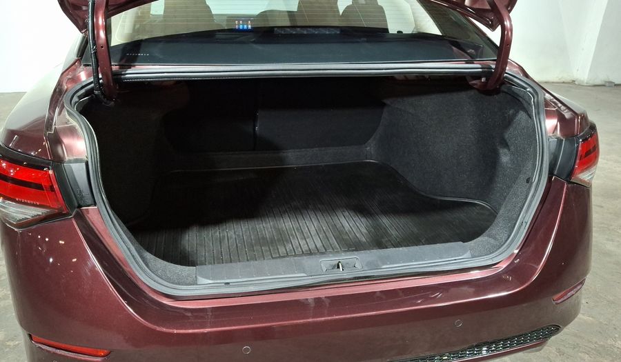 Nissan Sentra 2.0 ADVANCE CVT Sedan 2024