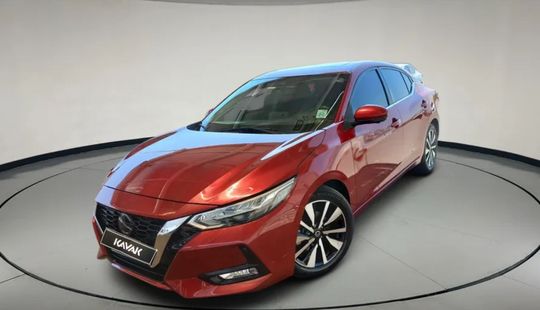 Nissan • Sentra
