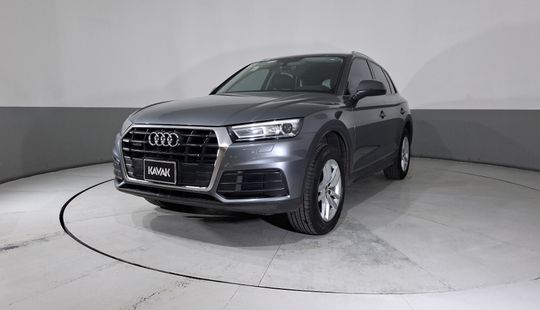 Audi • Q5