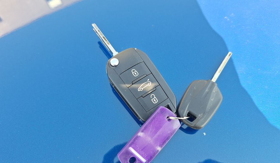 Peugeot 208 1.2 PURETECH 75 HP ACTIVE PACK Hatchback 2023