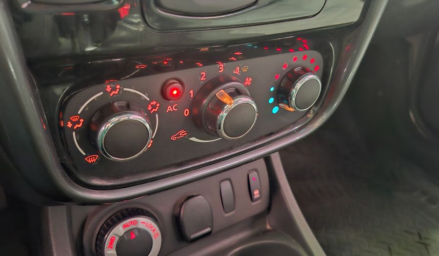 Renault Duster 2.0 16V LUXE 4WD NAV Suv 2015