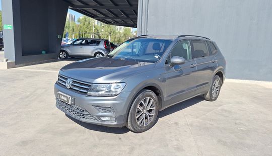 Volkswagen • Tiguan