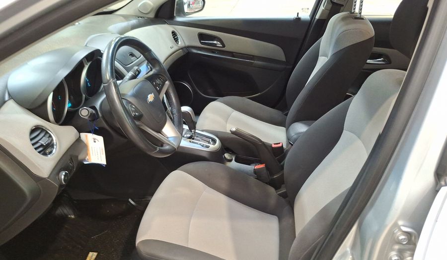 Chevrolet Cruze 1.8 AUTO LS Hatchback 2014