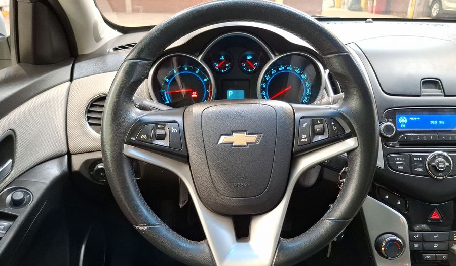 Chevrolet Cruze 1.8 AUTO LS Hatchback 2014