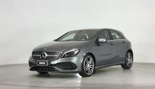 Mercedes Benz • Clase A