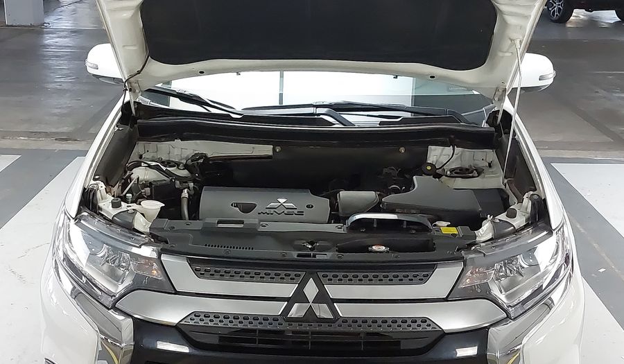 Mitsubishi Outlander 2.0 HPE CVT Suv 2019