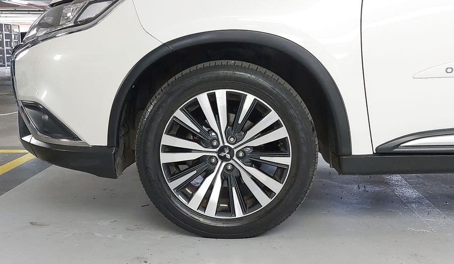 Mitsubishi Outlander 2.0 HPE CVT Suv 2019